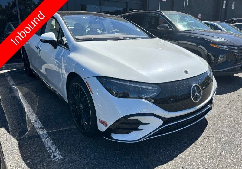 Used 2023 White/off-white Mercedes-Benz 500 Sedan image 4