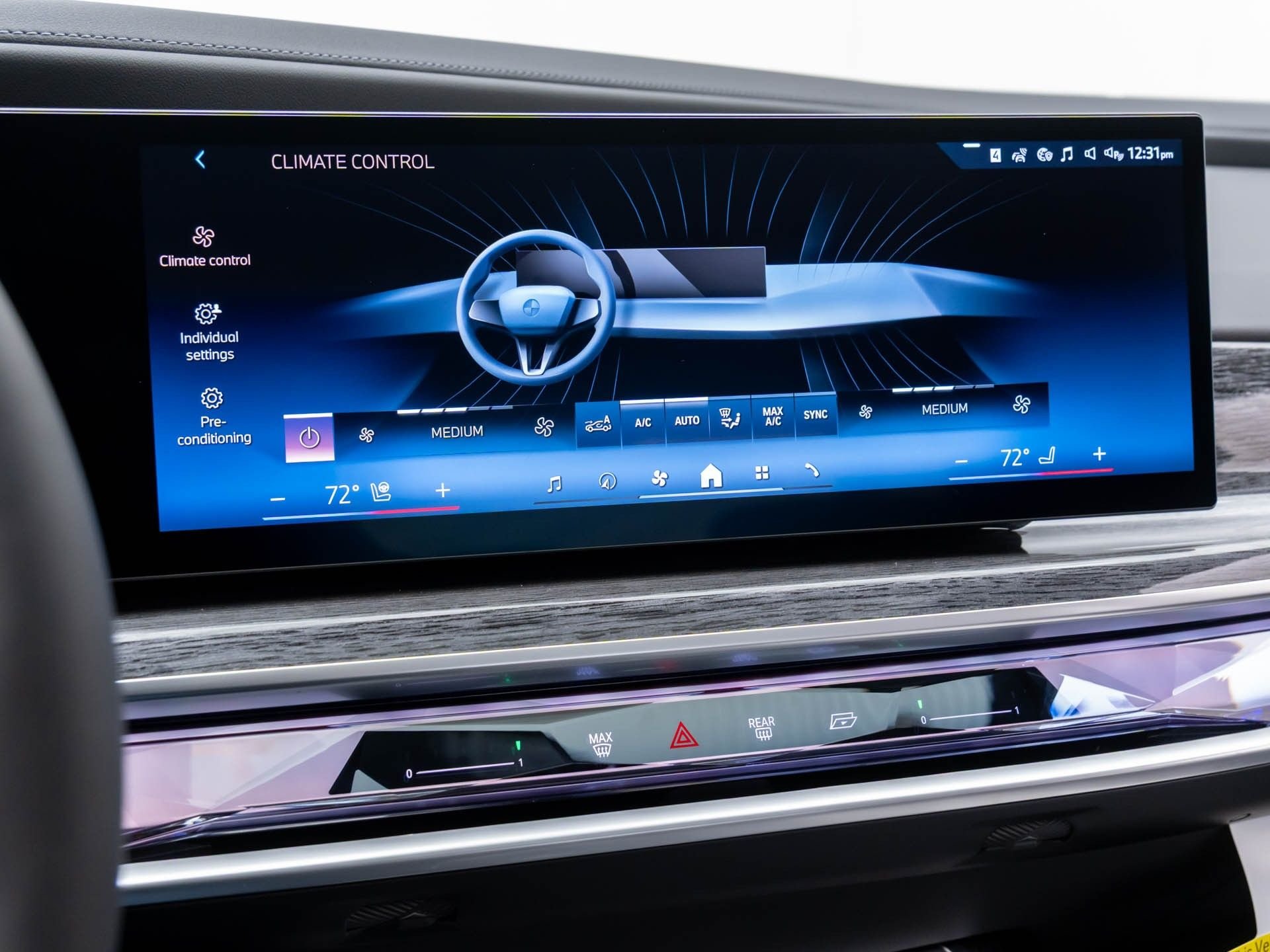 2025 BMW 7 Series 750e - Photo 26