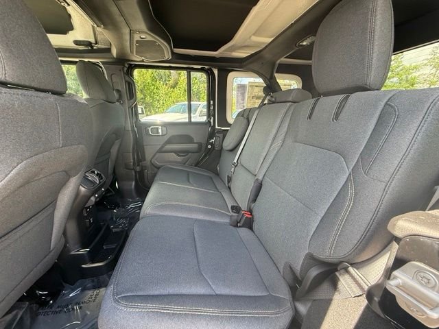 Used 2024 Black Jeep Sahara 4xe image 27