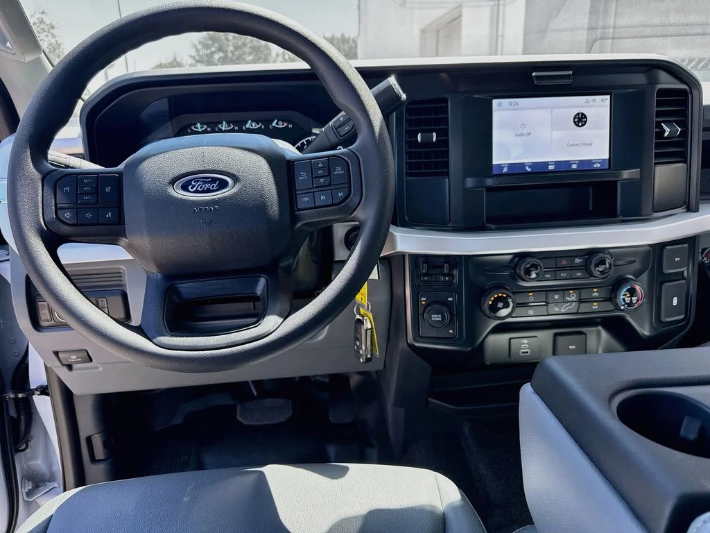 New 2026 Oxford White Ford F-250® XL image 20