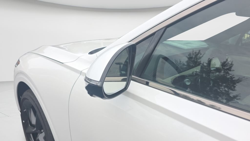 New 2026 White Genesis 3.5T SPORT PRESTIGE image 25