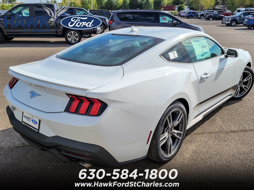 New 2025 Oxford White Ford EcoBoost® Premium Fastback image 7