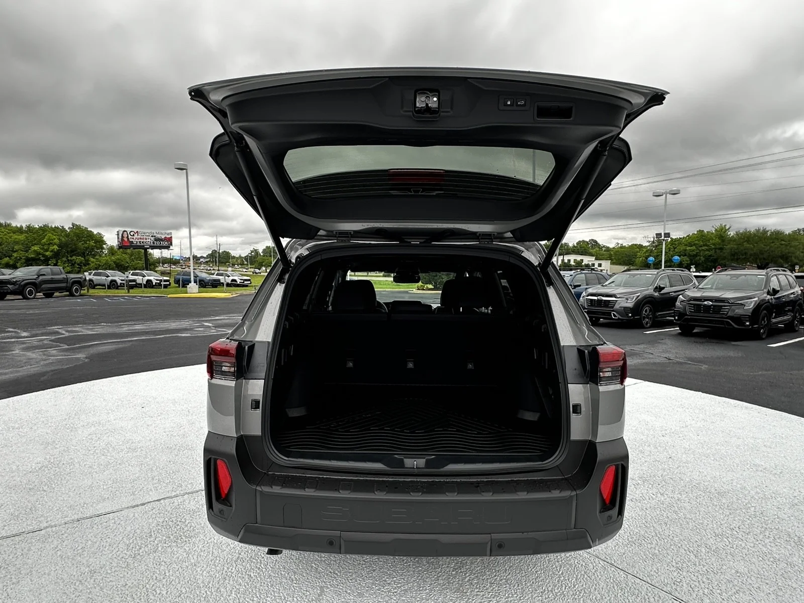 New 2026 RIVER ROCK PEARL Subaru Limited image 9