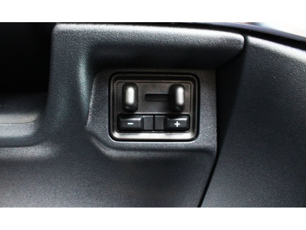 New 2027 Star White Metallic Tri-Coat Ford King Ranch image 14