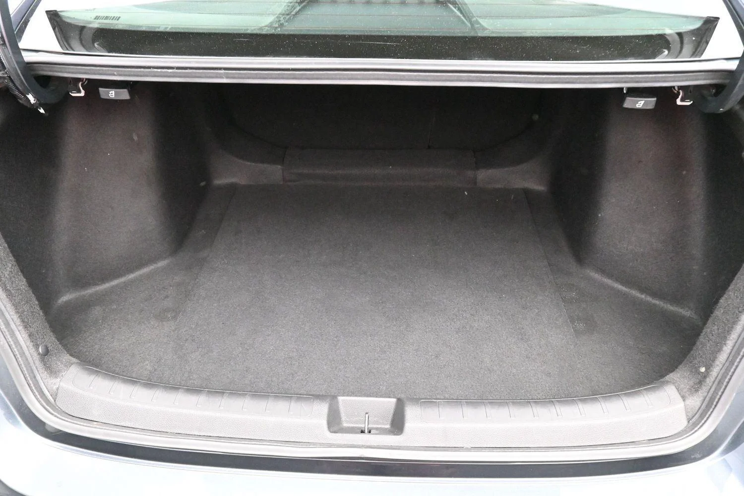 Used 2024 Meteorite Gray Metallic Honda Touring image 9