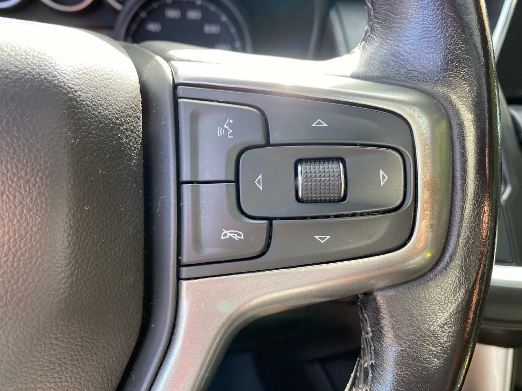 Used 2021 White Chevrolet LT image 21