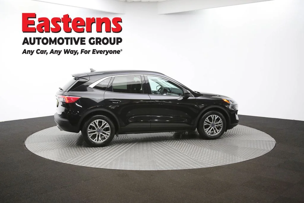 Used 2021 Black Ford SEL image 43