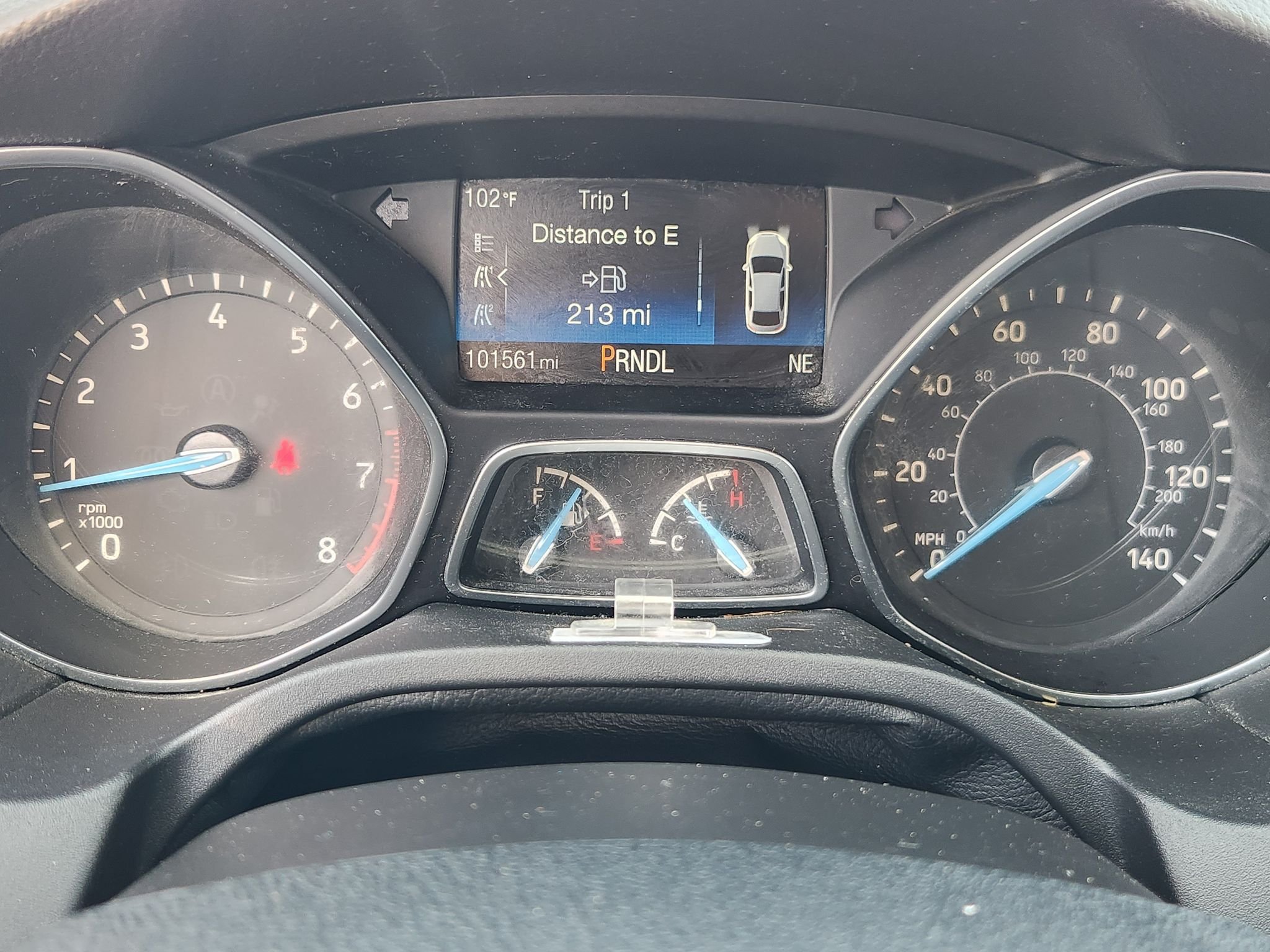 Used 2018 White Gold Metallic Ford SE image 15