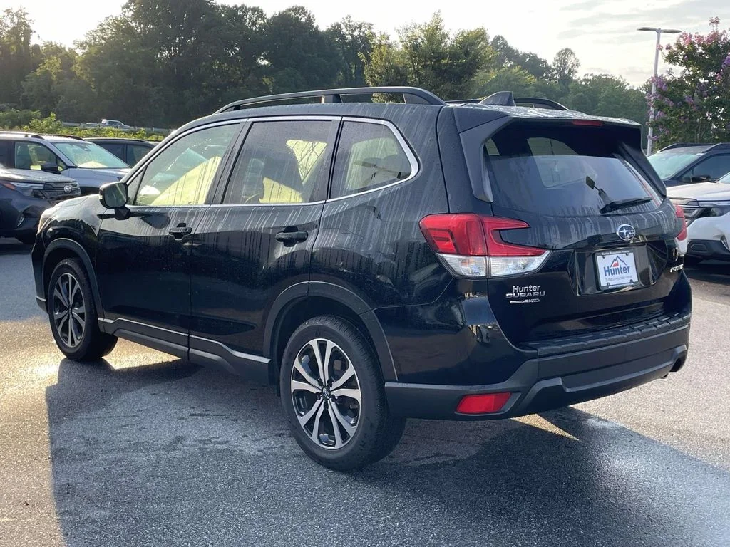 Used 2019 Crystal Black Silica Subaru Limited image 27