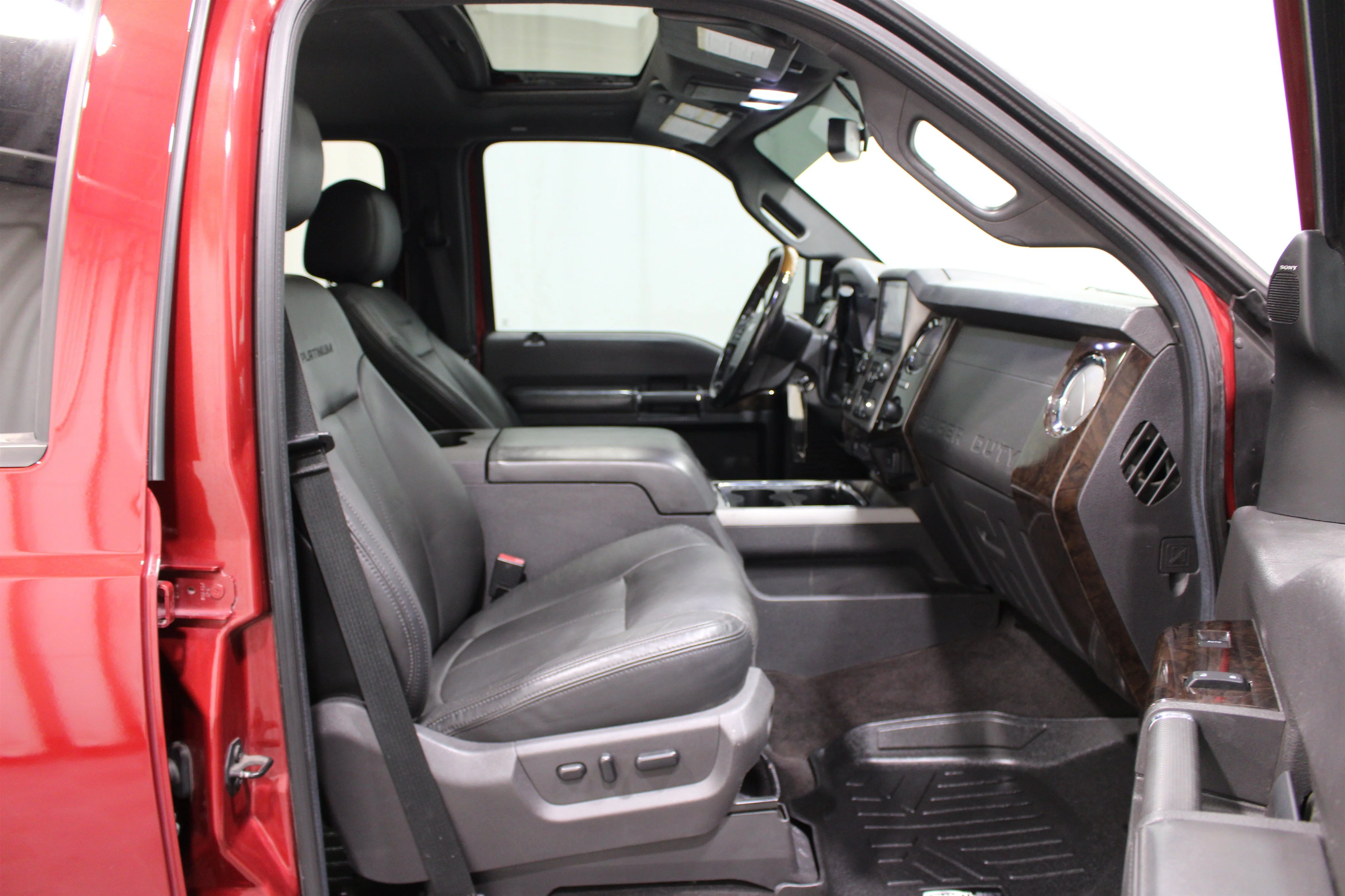 2015 Ford F-250 Super Duty Lariat - Photo 24