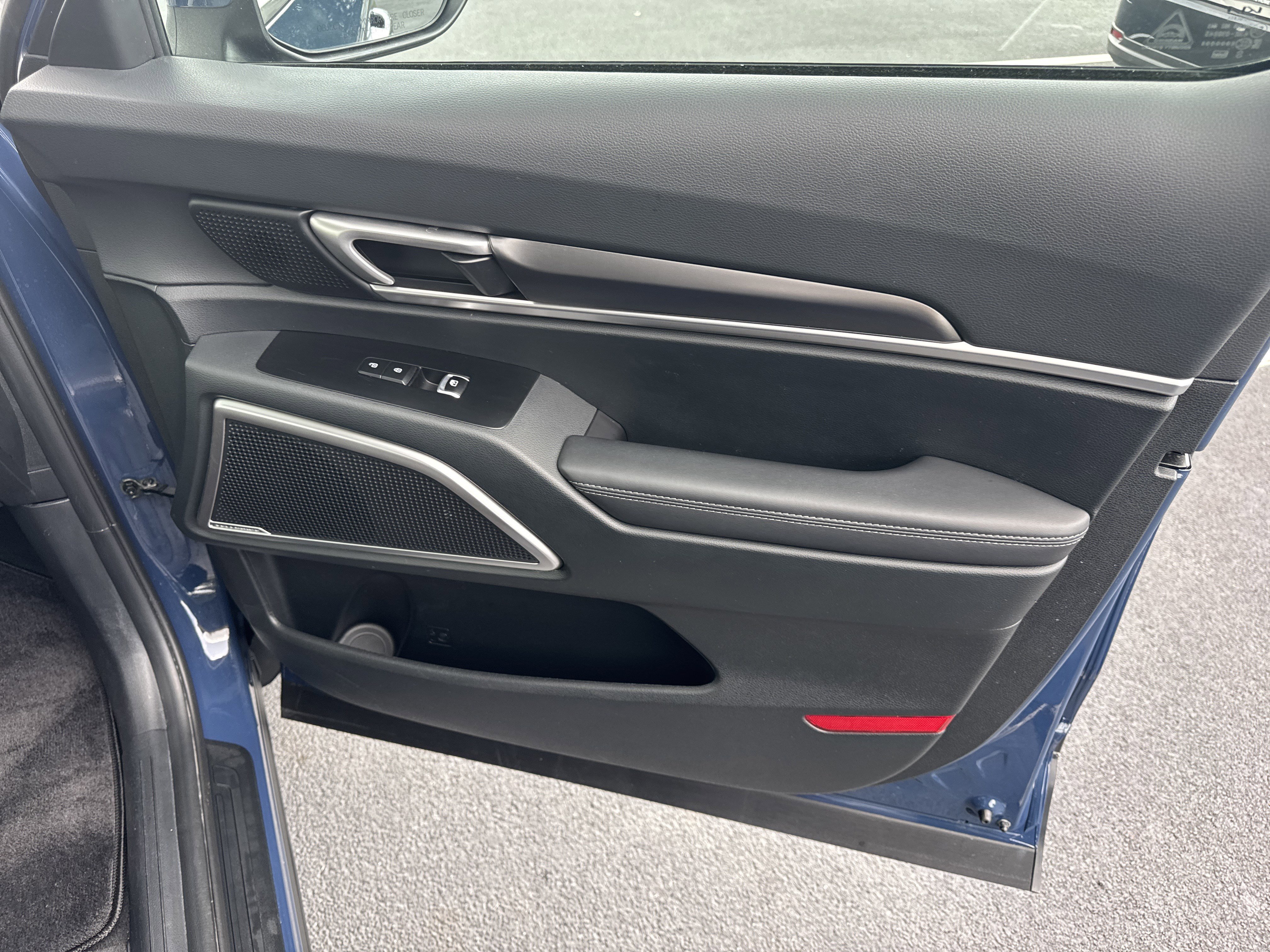 Used 2025 Midnight Lake Blue Kia S image 42