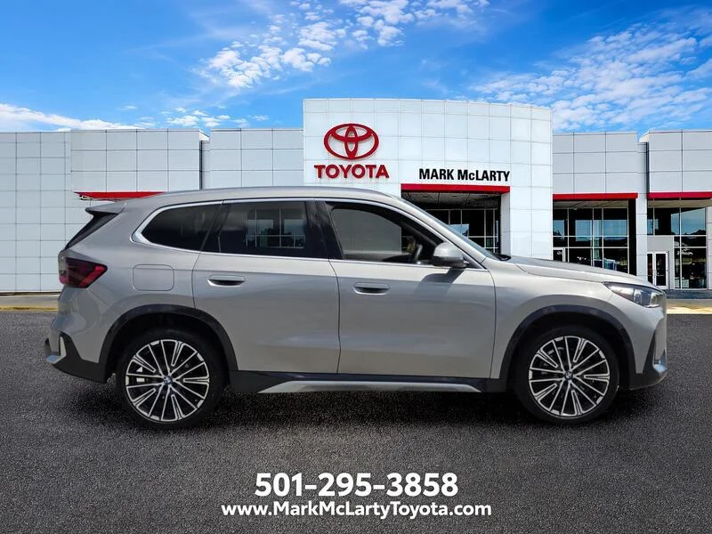 Used 2025 SPACE SILVER METALLIC BMW XDRIVE28I SPORTS ACTIVITY VEHICLE image 6