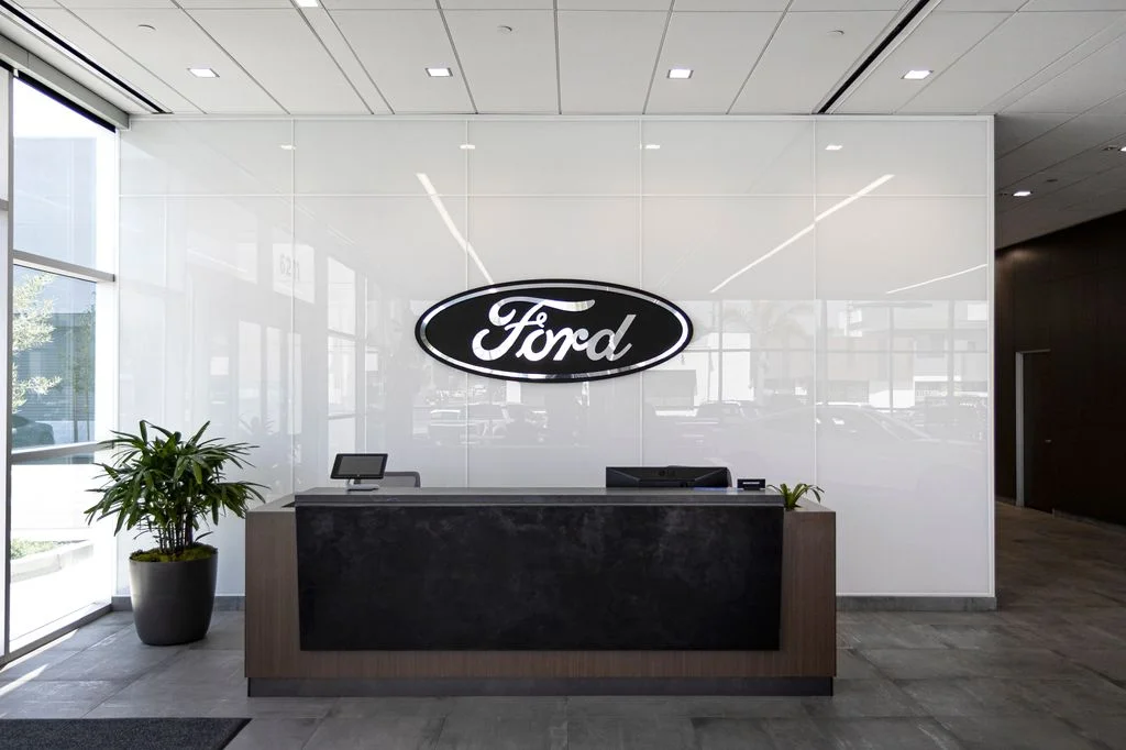 Used 2023 White Ford Premium image 23