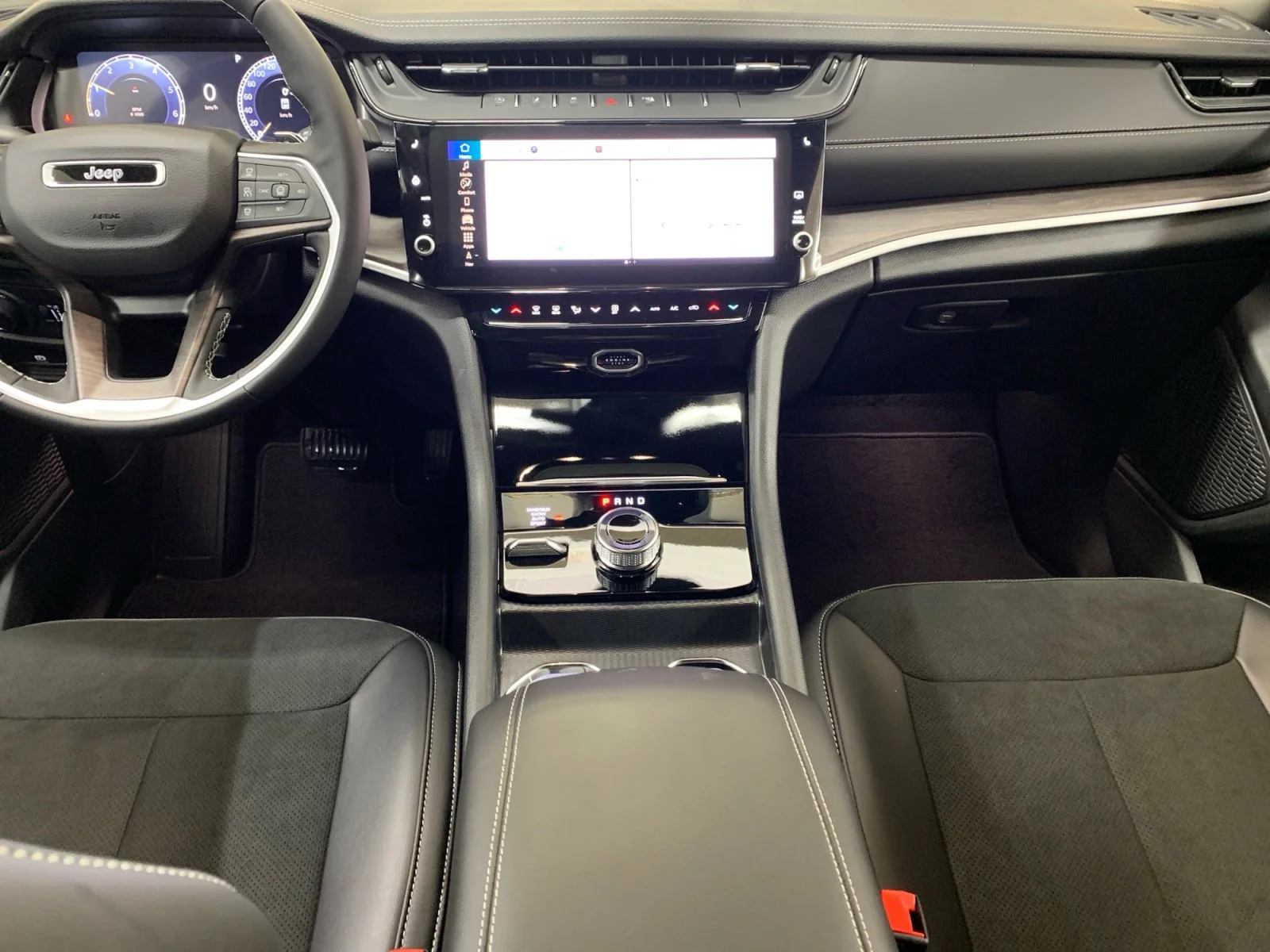New 2026 Baltic Grey Metallic Jeep Altitude image 15