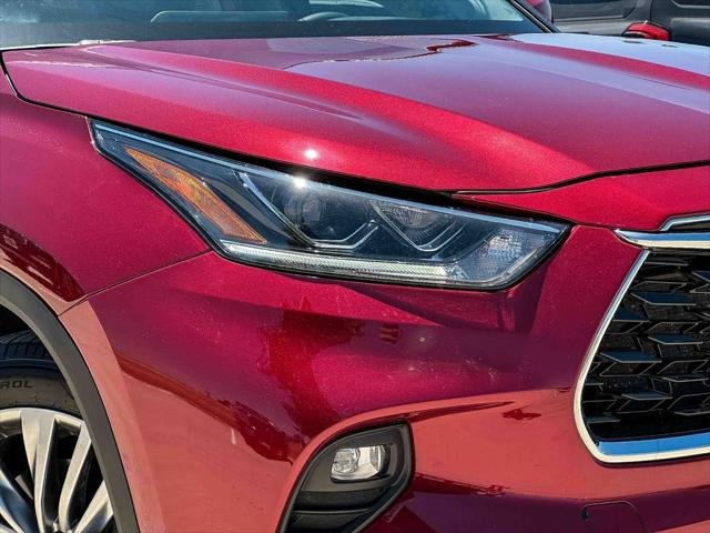 Certified Used 2024 RUBY FLARE PEARL Toyota  image 10