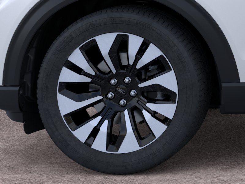 New 2026 Star White Metallic Tri-Coat Ford Platinum™ image 19