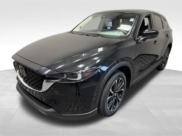 2023 Mazda CX-5 S Premium package