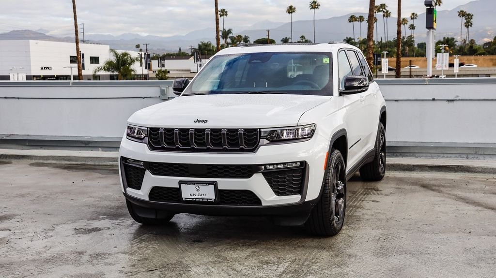 New 2026 Bright White Clearcoat Jeep Limited image 4