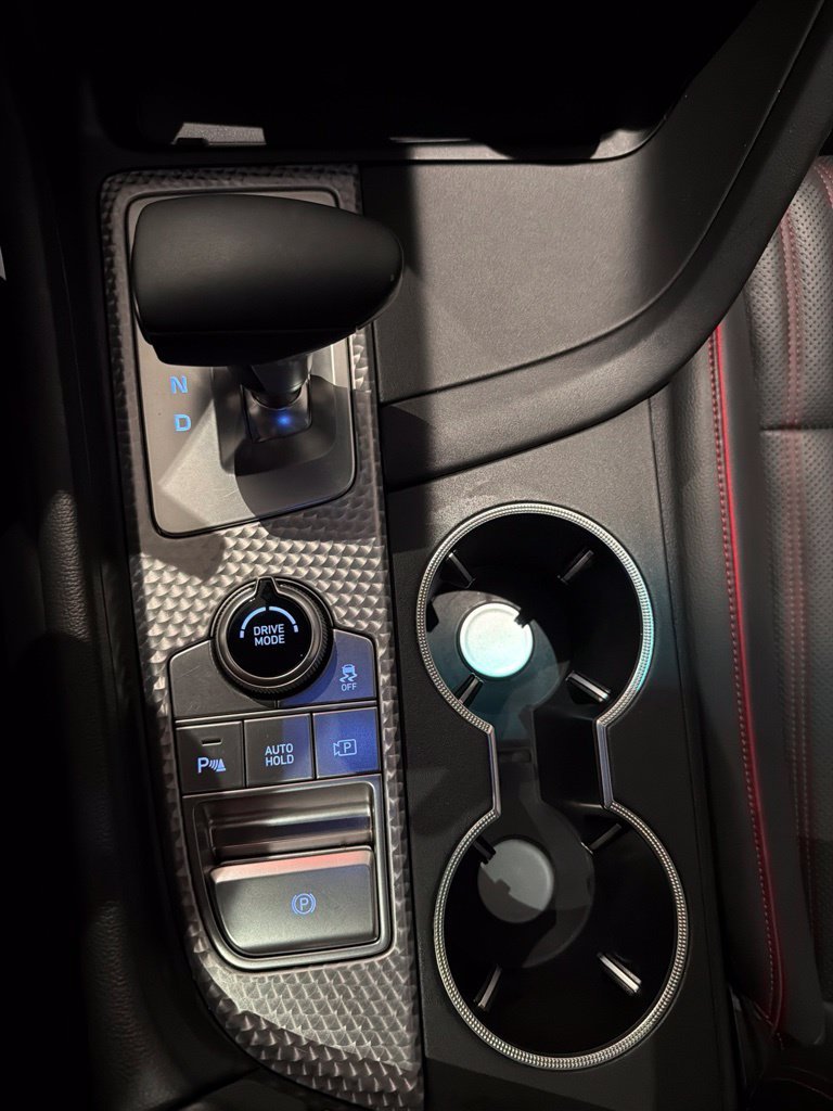 2023 GENESIS G70 Standard - Photo 11