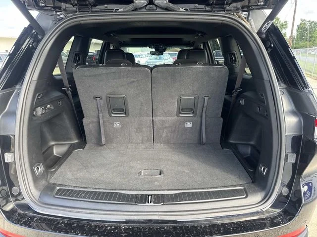 Used 2023 Black Jeep Altitude image 14
