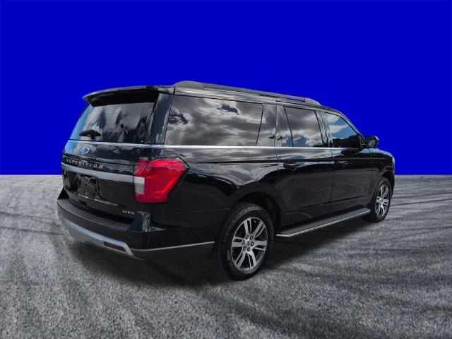 Certified Used 2023 Black Metallic Ford XLT image 4