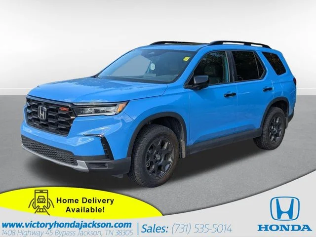 Used 2025 Diffused Sky Pearl Honda TrailSport image 1