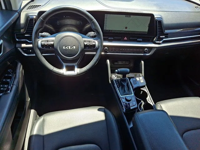 Used 2023 White Kia EX image 12