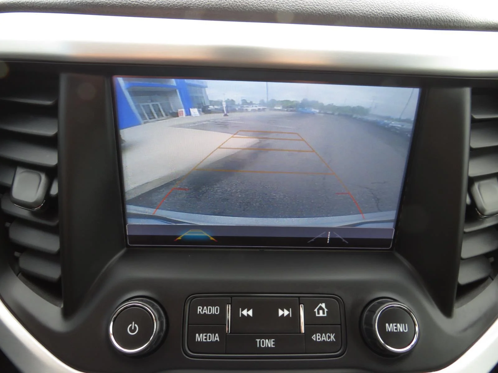 Used 2018 SUMMIT WHITE GMC SLT image 32