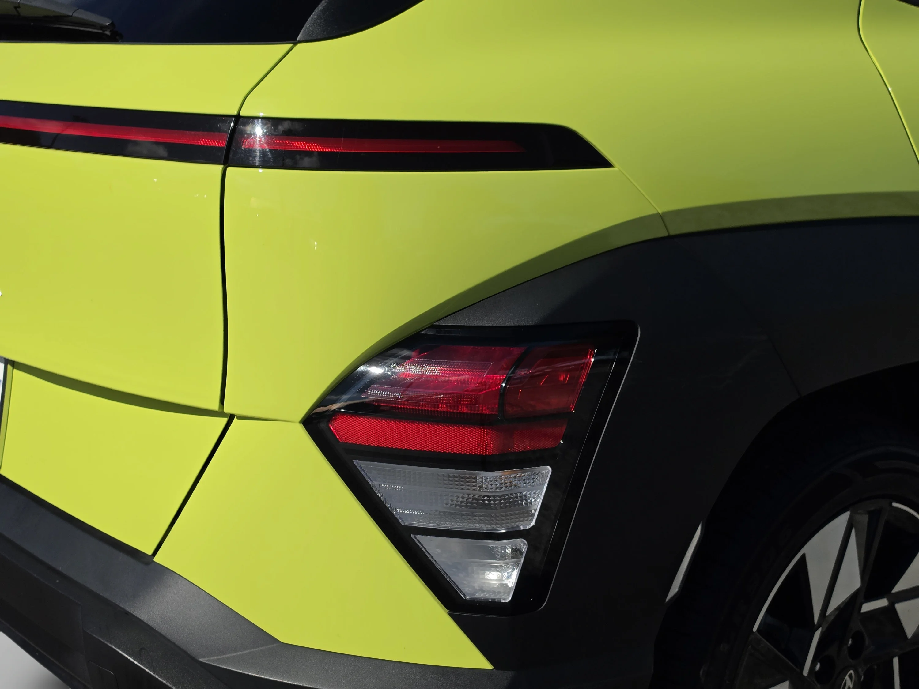 Used 2024 Neoteric Yellow Hyundai SEL image 14