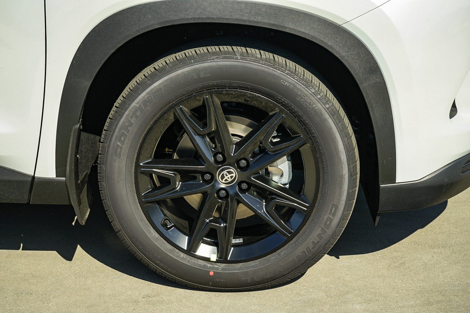 New 2026 Wind Chill Pearl Toyota Limited image 9