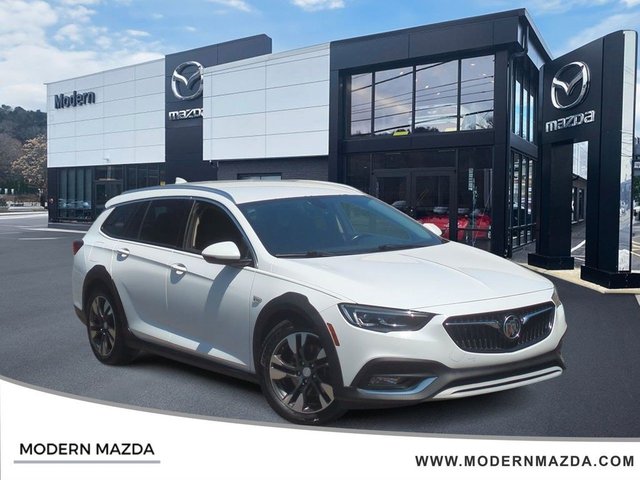 2018 Buick Regal TourX Essence