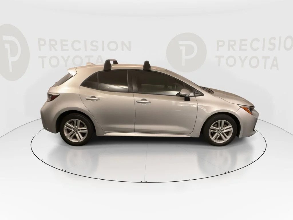 Used 2019 Classic Silver Metallic Toyota SE image 23