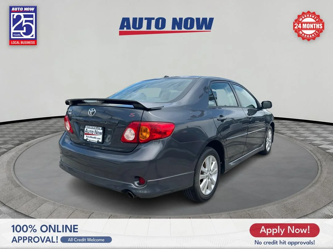 Used 2009 Magnetic Gray Metall Toyota S 4-Speed AT image 5
