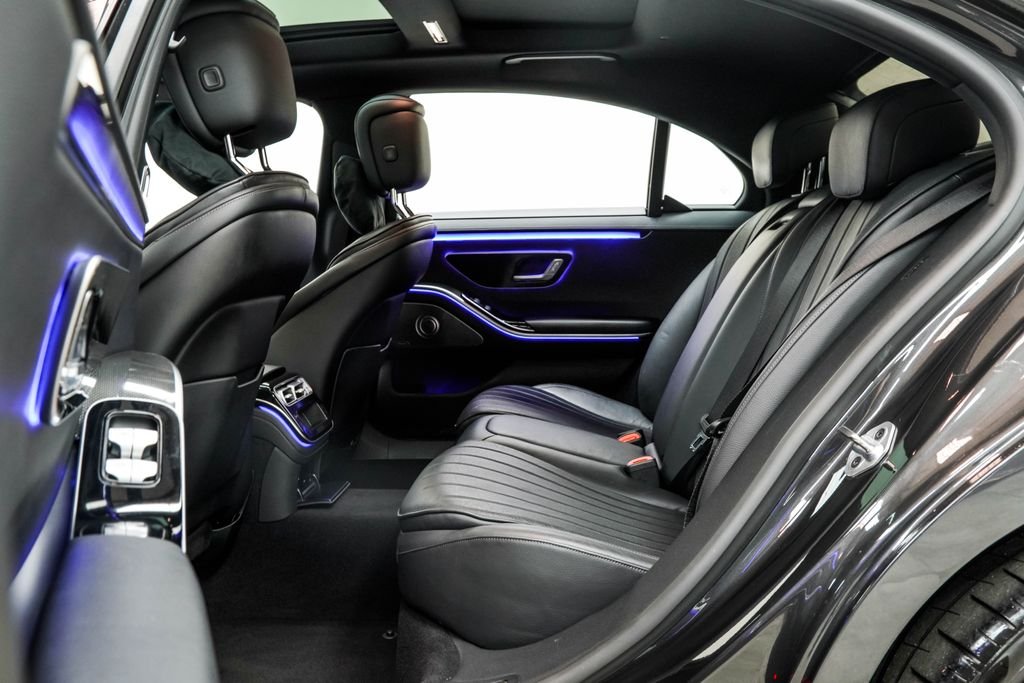 Used 2022 Gray Mercedes-Benz S 500 image 18