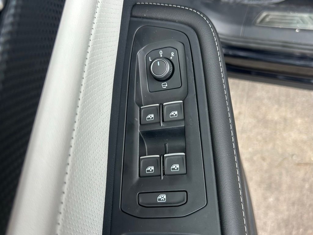 2026 Volkswagen Atlas Cross Sport SEL Premium R-LINE - Photo 18