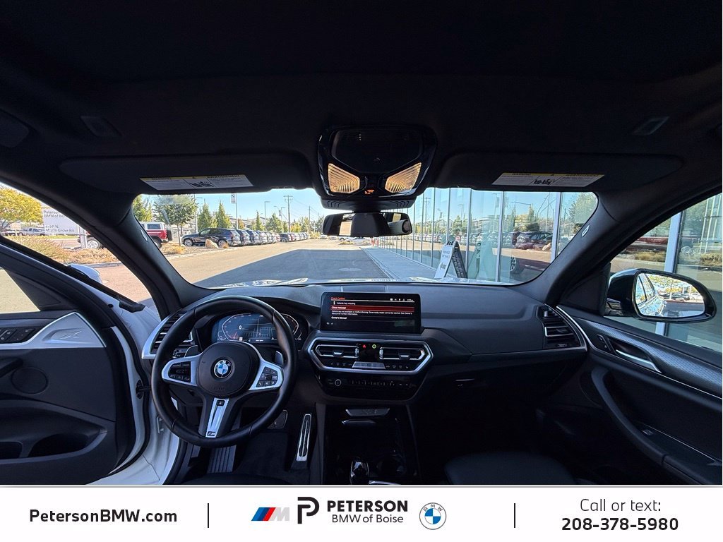 Used 2024 White BMW xDrive30i image 19