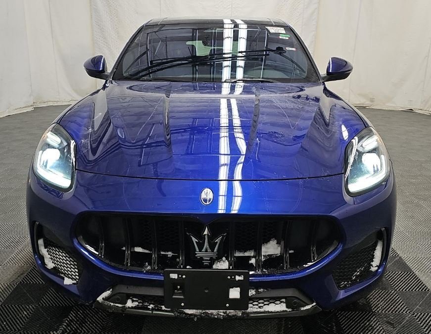 Used 2023 Maserati Grecale MODENA with VIN ZN682AVM2P7409079 for sale in Kansas City