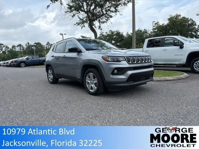 2022 Jeep Compass Latitude's photo