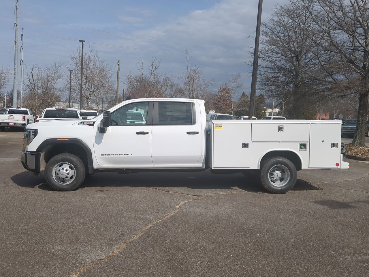 New 2026 Summit White GMC Pro image 5