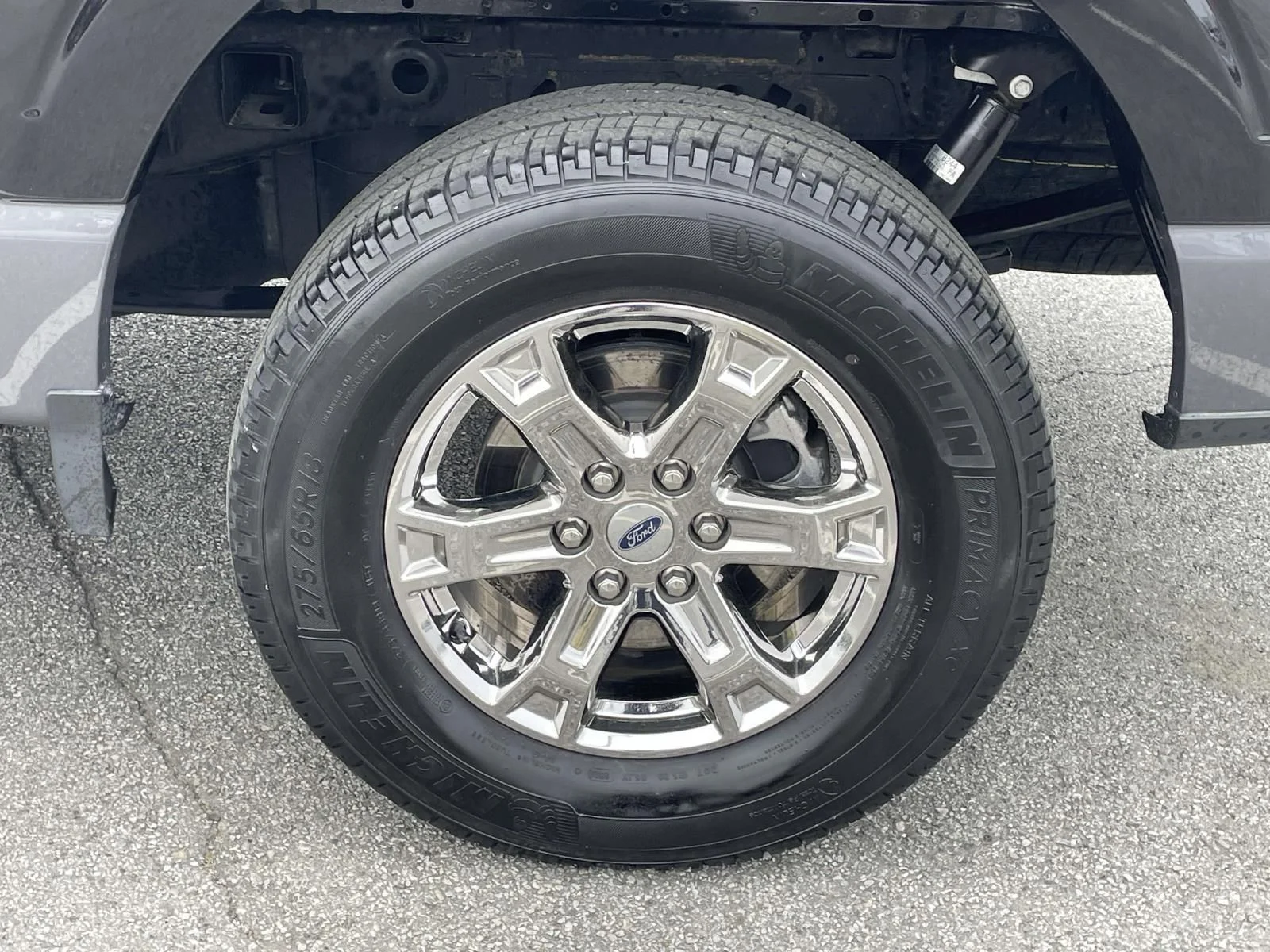 Used 2022 Black Ford XLT image 9
