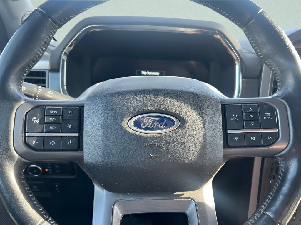Used 2021 Oxford White Ford Lariat image 29