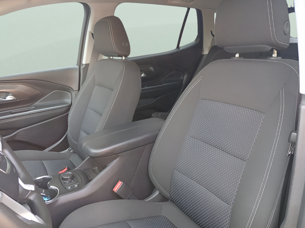 Used 2024 Silver GMC SLE image 24
