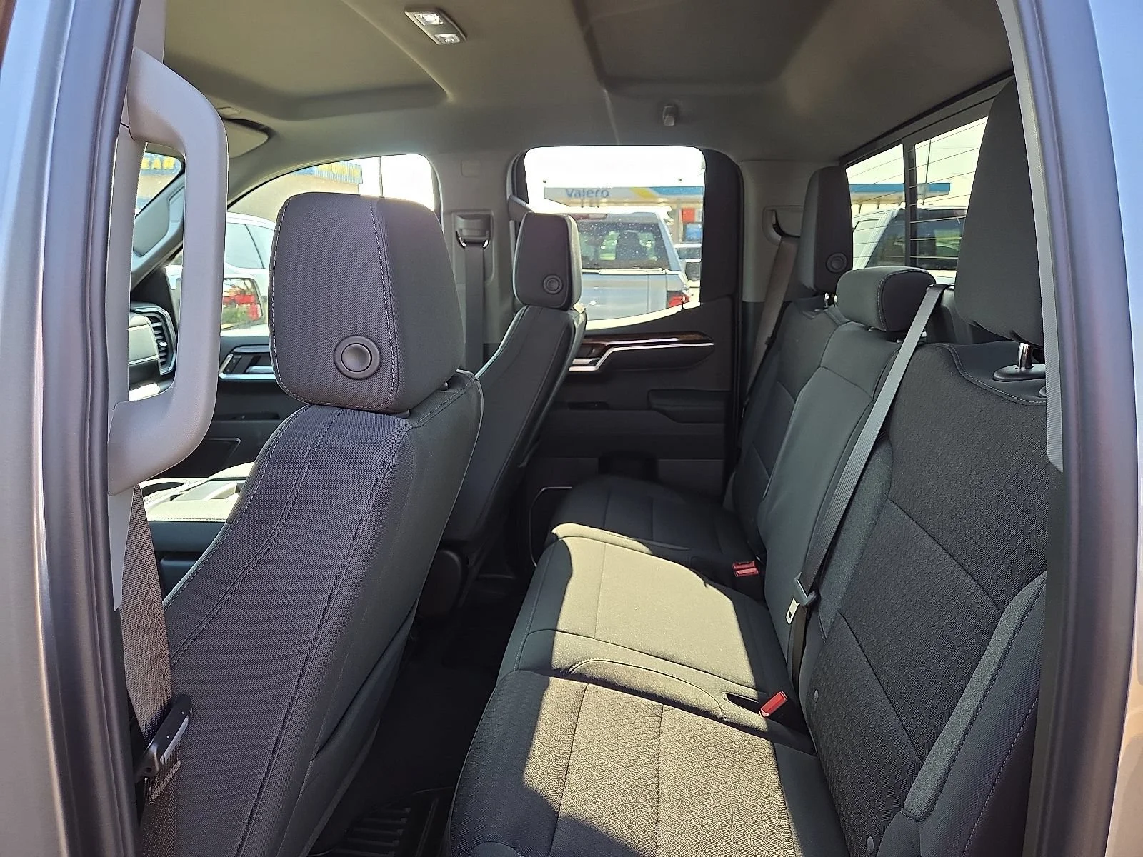 2026 GMC Sierra 1500 SLE - Photo 9