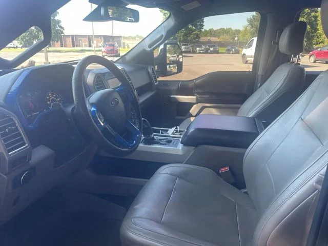 Used 2015 Blue Ford Lariat image 10