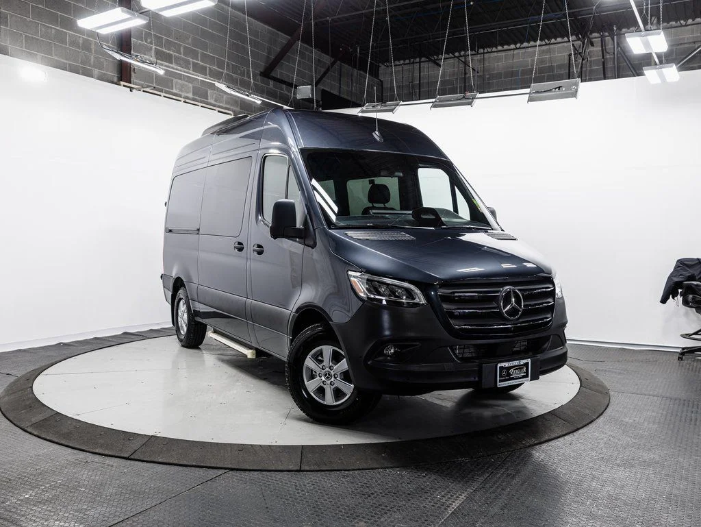 2025 Mercedes-Benz Sprinter 2500 144 WB HO's photo