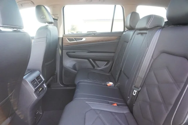 New 2026 Pure Gray Volkswagen 2.0T SE w/Technology image 35