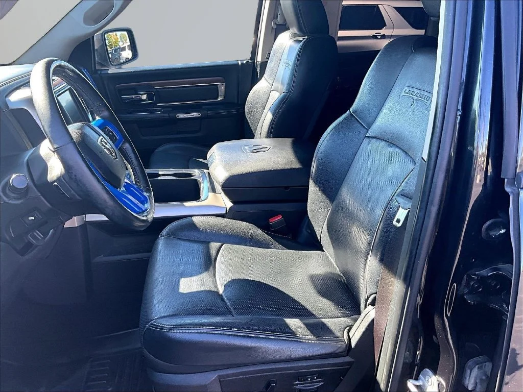 Used 2017 Black Ram Laramie image 24