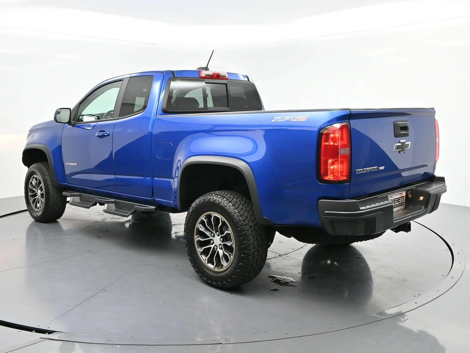 Used 2020 KINETIC BLUE METALLIC Chevrolet 4WD ZR2 image 5