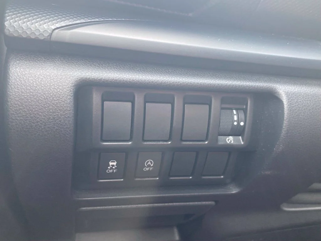 Used 2020 Blue Subaru Base image 25