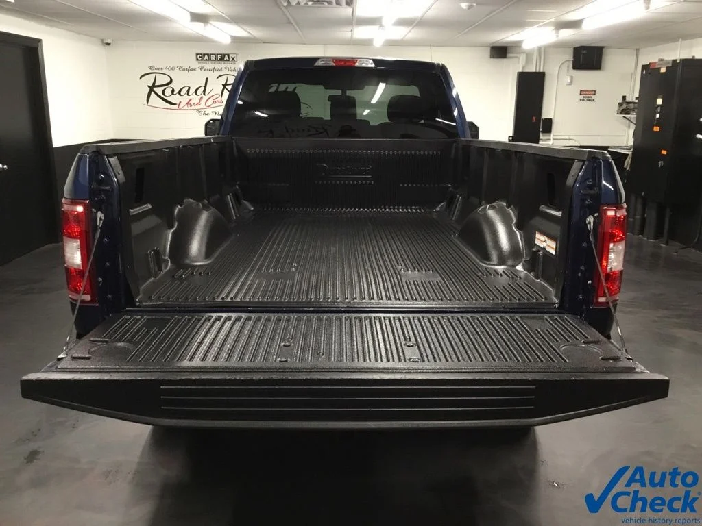 Used 2019 Blue Ford XLT image 9
